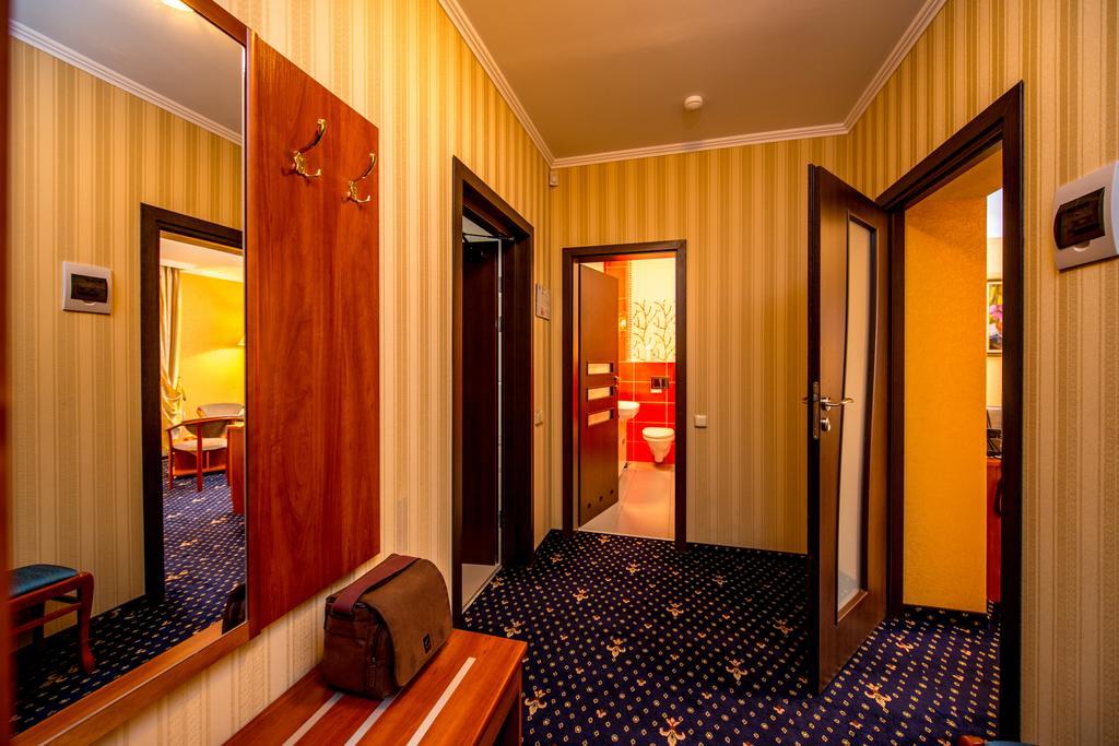Hotel Buhta Vikingiv 4*